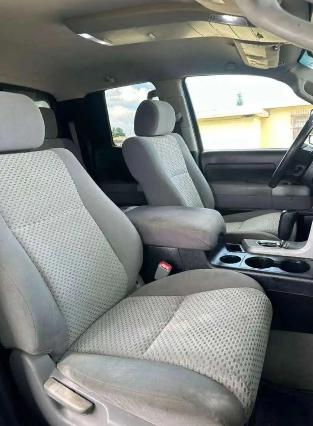 Toyota Tundra 2010 4X4