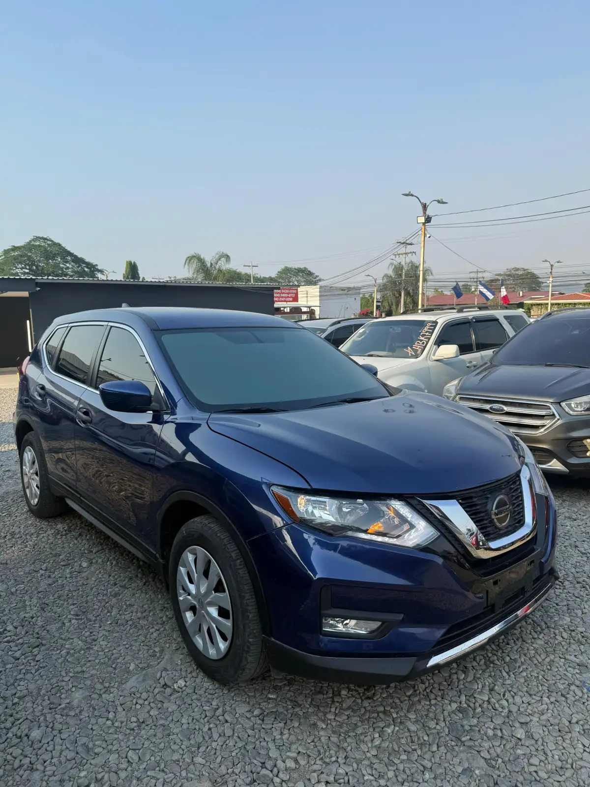 Camioneta Nissan ROGUE