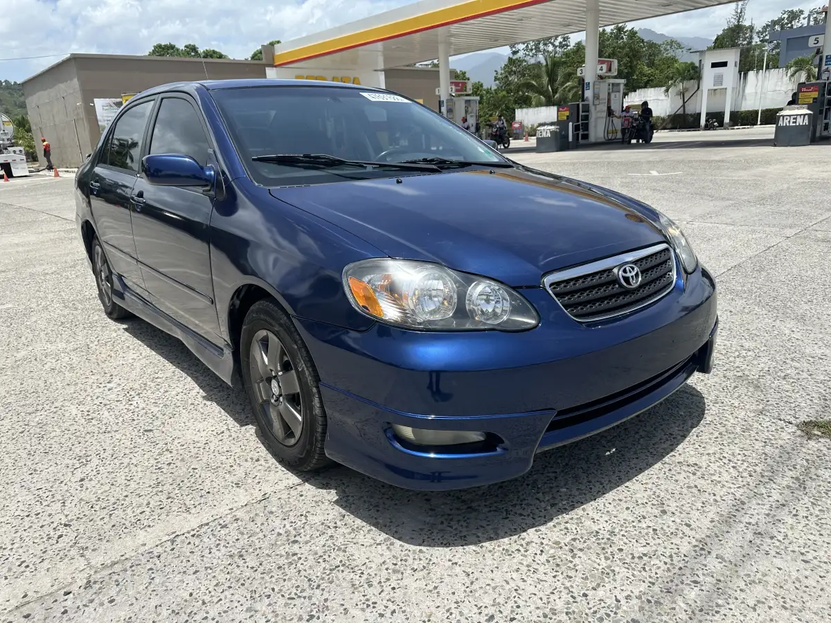Toyota Corolla 2006 S recién ingresado
